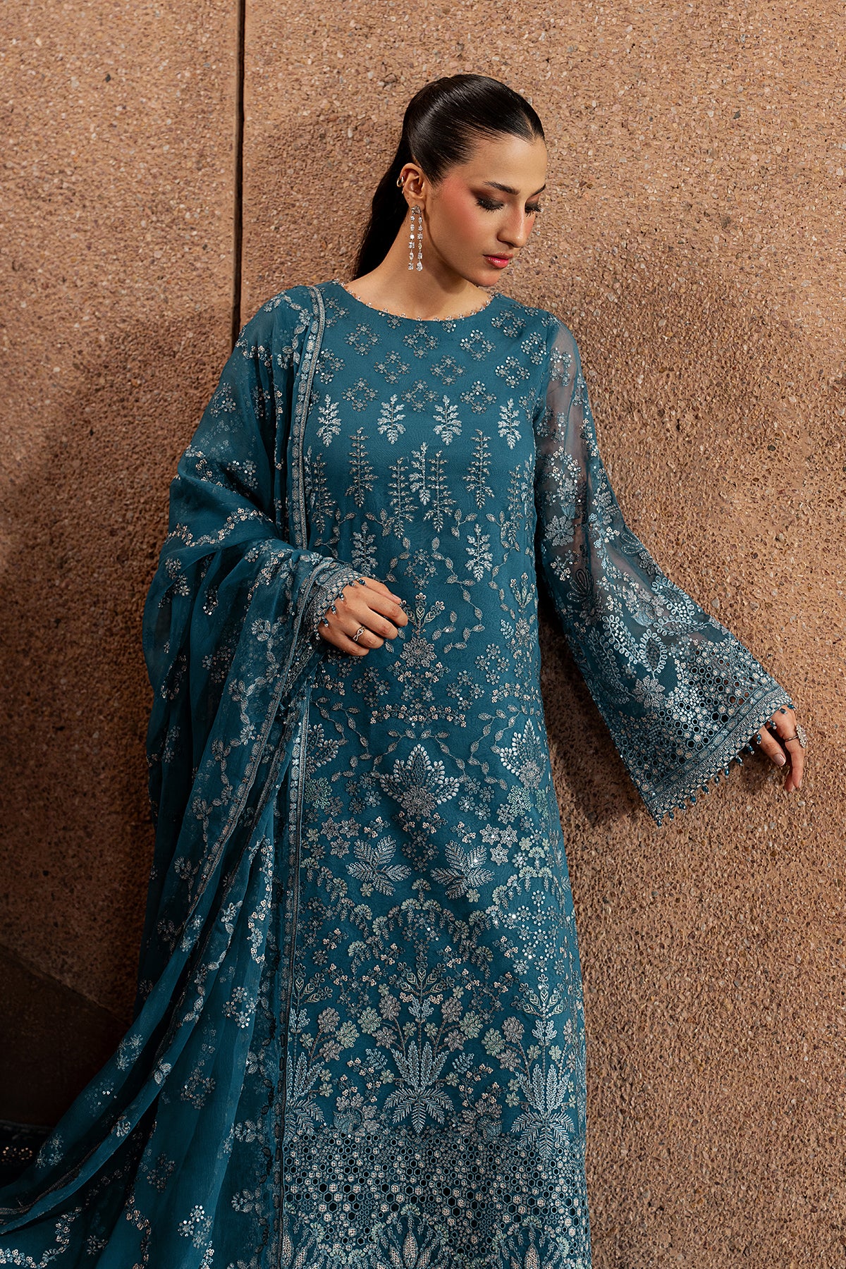 Teal Essence chiffon dupatta and embroidered back detail — Lavish Premium Lazawal chiffon party wear